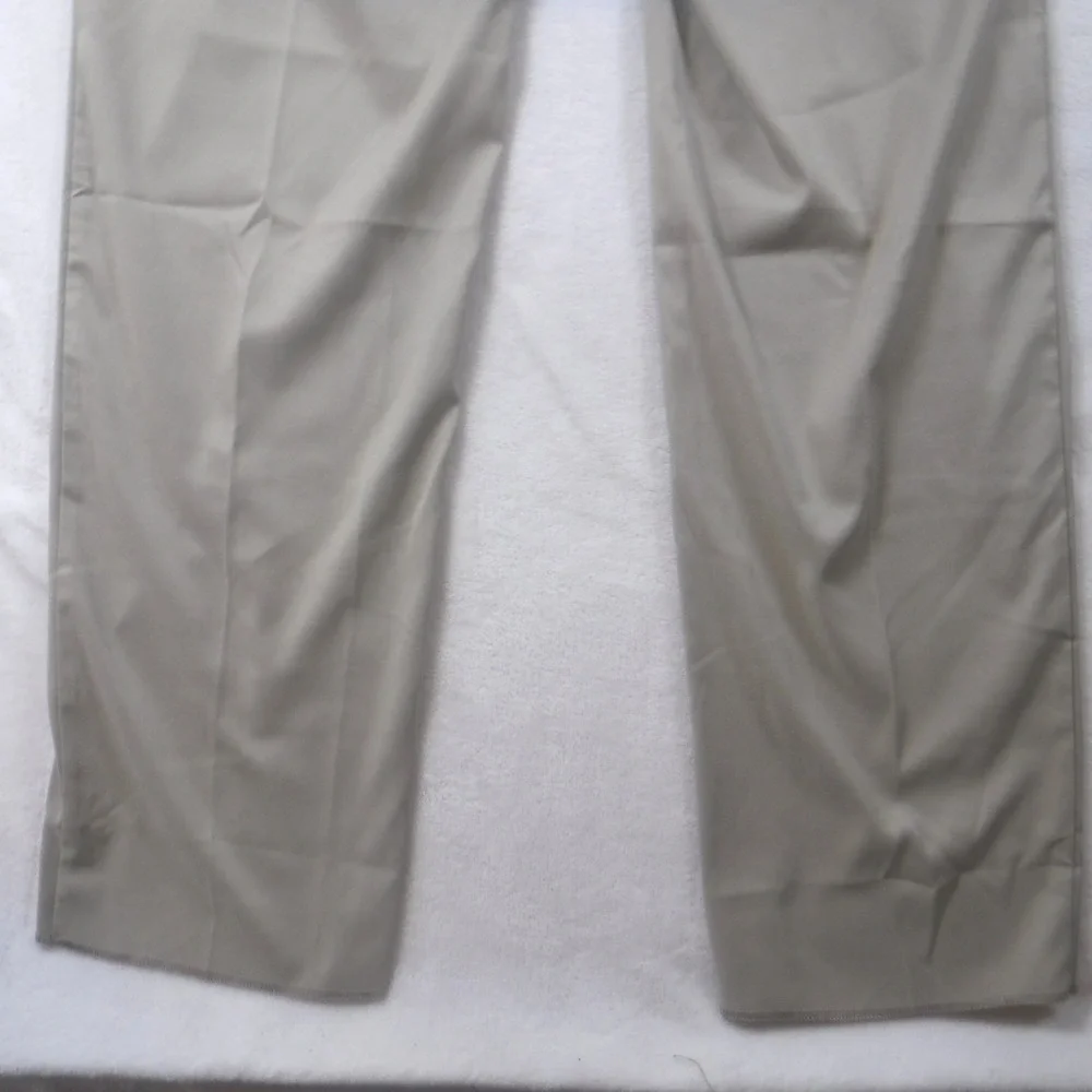 Nike Dri-FIT Mens‎ Golf Pants Khaki Tan Flat Front Stretch Trousers Size 36 x 35